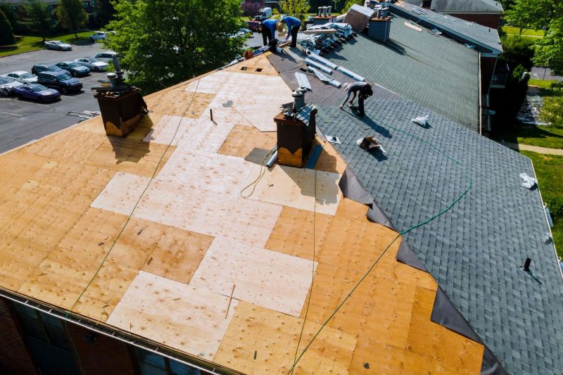Read more about the article HIRE A PROFESSIONAL ROOFING COMPANY IN HOUSTON TX.  FOR RESIDENTIAL OR COMMERCIAL ROOFING REPLACEMENT